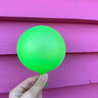 Hágræn neon blaðra 28cm