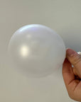 Hvítar satín blöðrur 30cm