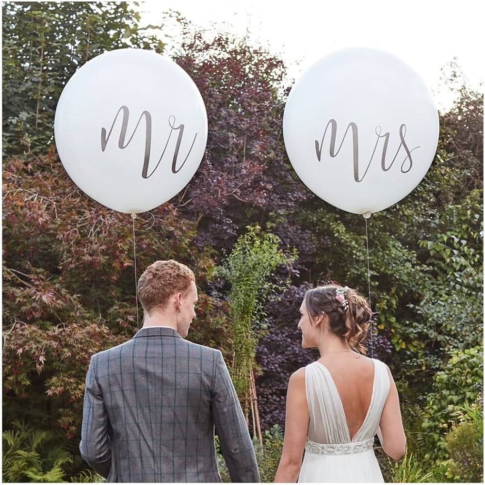 Mr og Mrs blöðrur með gráu letri 90 cm